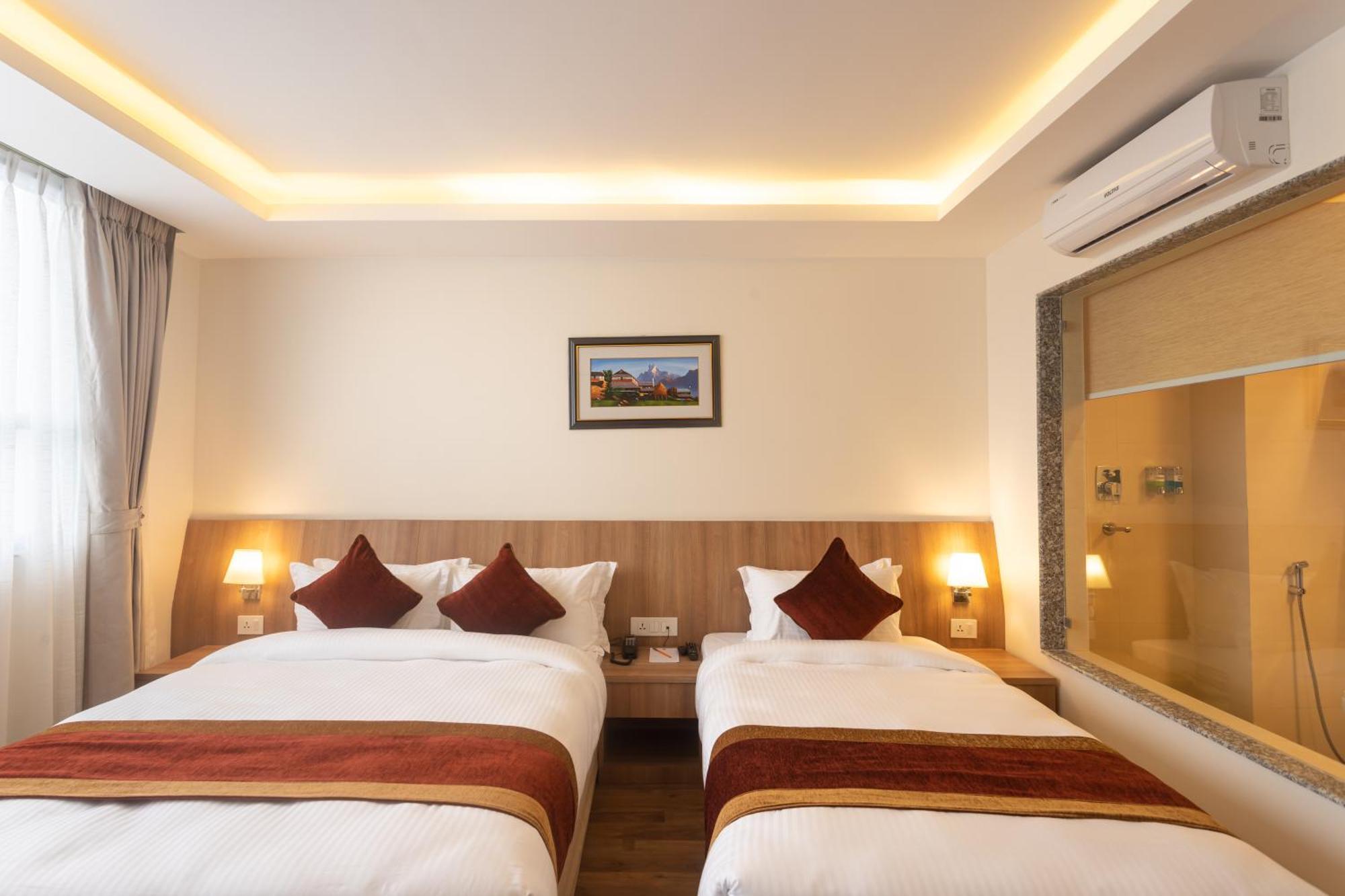 Hotel Crystal Pashupati Kathmandu Exterior foto